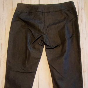 RockSteady Capri Black with Side Zipper and Bows - Size 5